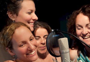Winterbloom: Natalia Zuckerman, Antje Duvekot, Meg Hutchinson, Anne Heaton